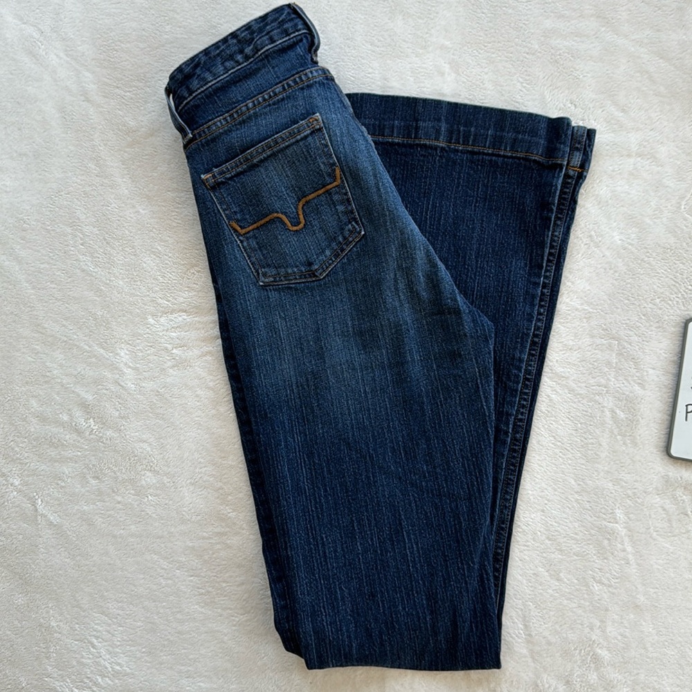 Women's Blue Jeans